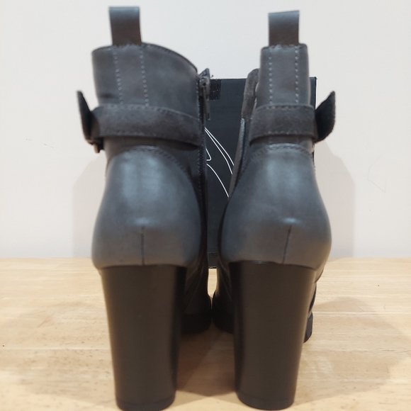 MySoft Women's Ankle Boots - Picture 4 of 9
